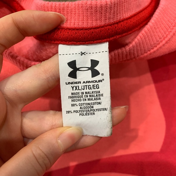 Like New Under Armour Crewneck Sweatshirt Coral Red Youth XL - Picture 4 of 6